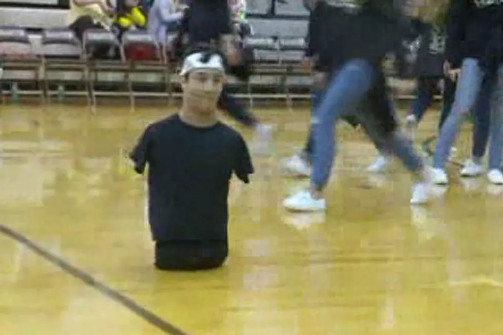 Inspiring Teen With No Arms or Legs Dances Up a Storm