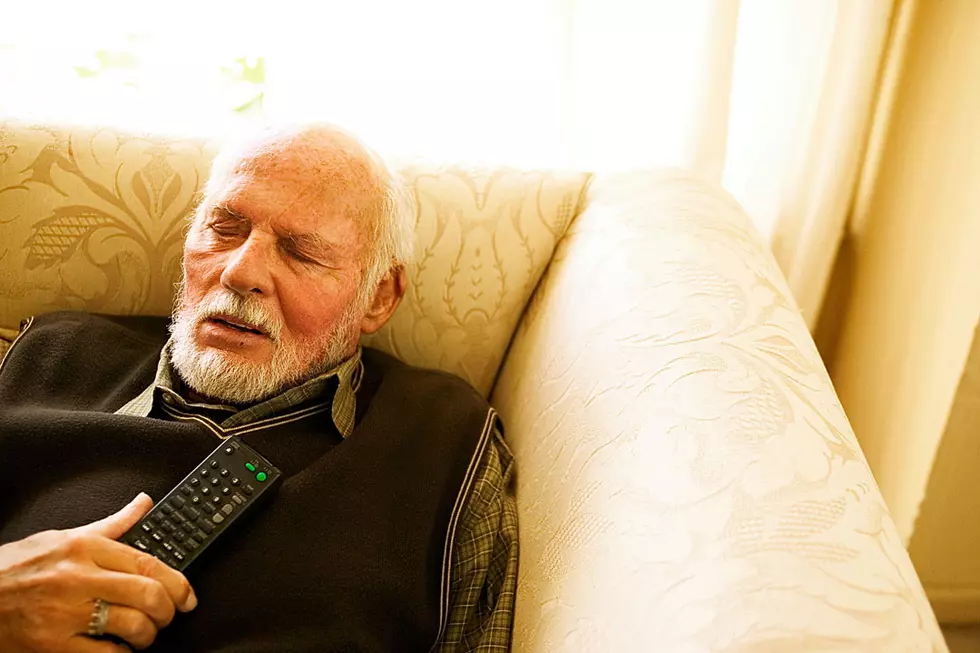 Forgotten Grandfather Has Saddened the Internet Army