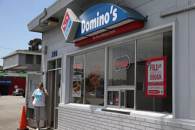 Domino&#8217;s Hiring 100 Employees Including Managers, Drivers and More