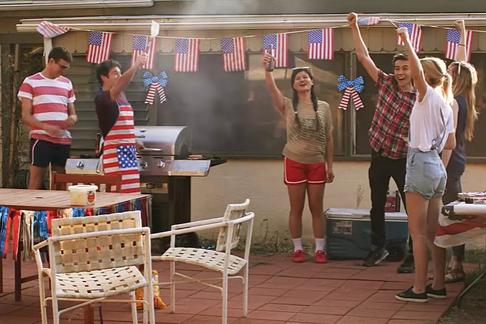 The (Hilarious) Truth About Fourth of July Barbecues