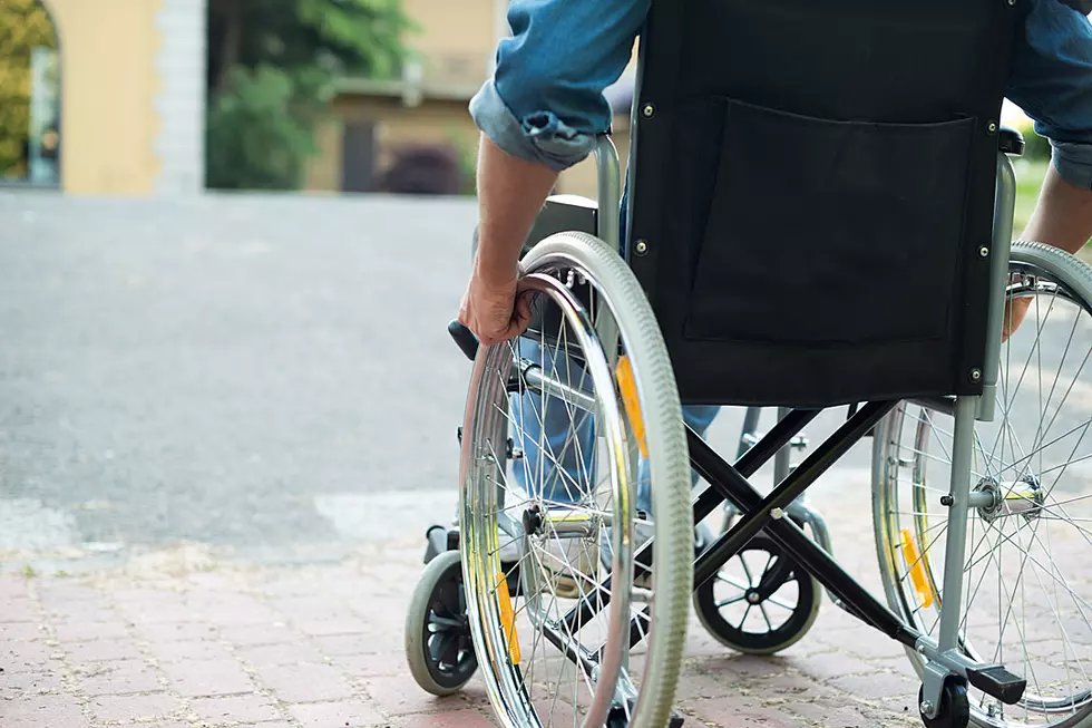 Watch a Man in a Wheelchair Speed Through Traffic