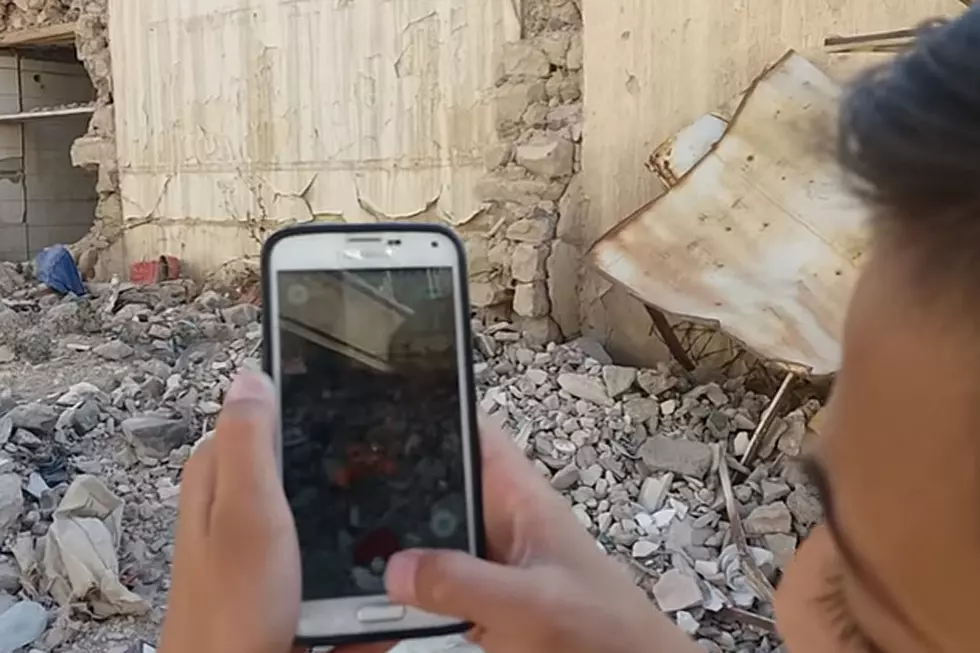 Boy Plays Pokemon Go in War-Ravaged, Bombed Out Syria