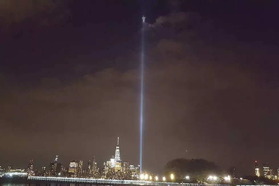 Was There an Angel in This Image of a 9/11 Tribute?