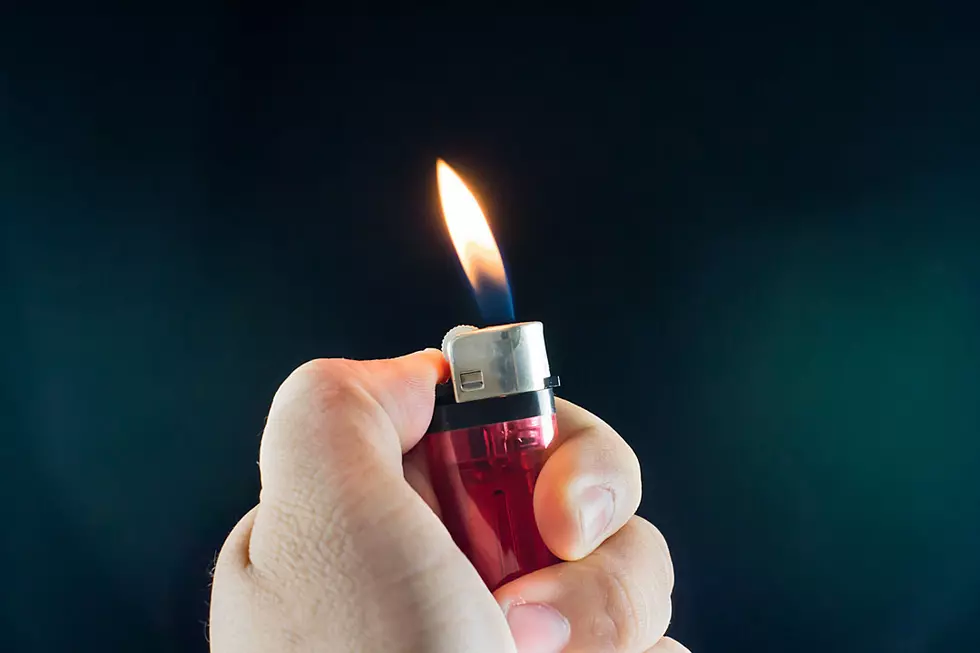 5 Lighter Tricks Are a Flaming Pile of Combustible Magnifence