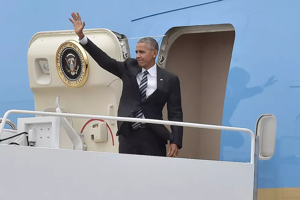 President Obama Can&#8217;t Leave Air Force One Because of a Very Famous Slow Poke