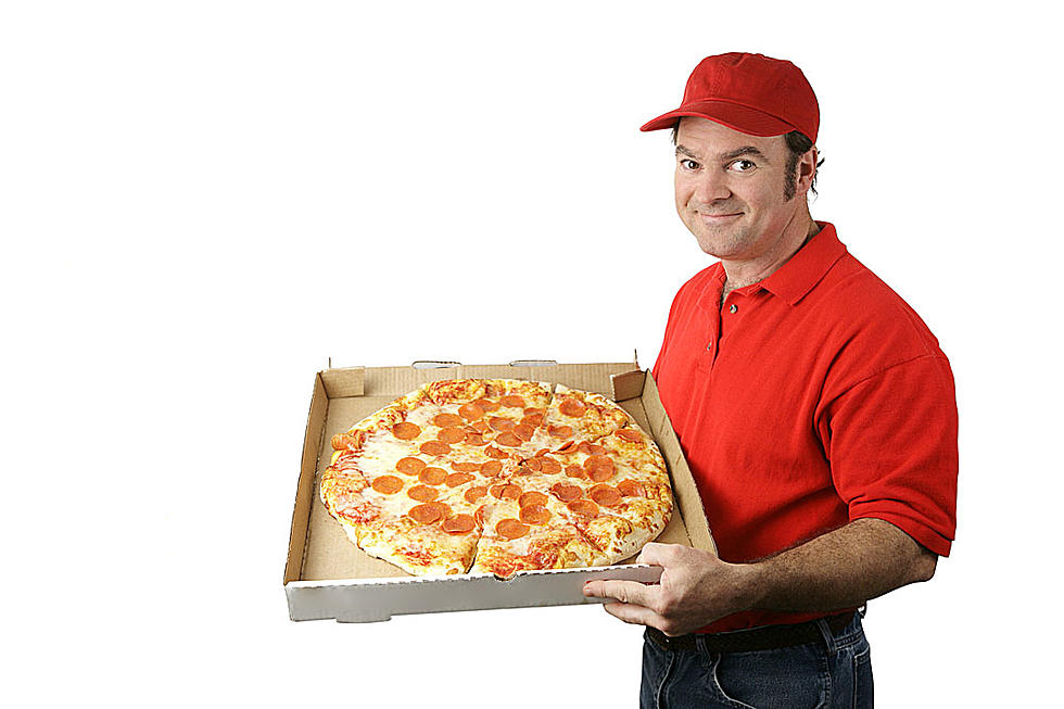 Tuscaloosa Pizza Delivery Guy Puts Steve in Awkward Position