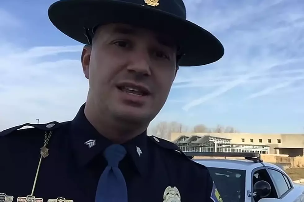 Cop Makes Hilarious Turn Signal PSA America's Drivers Need