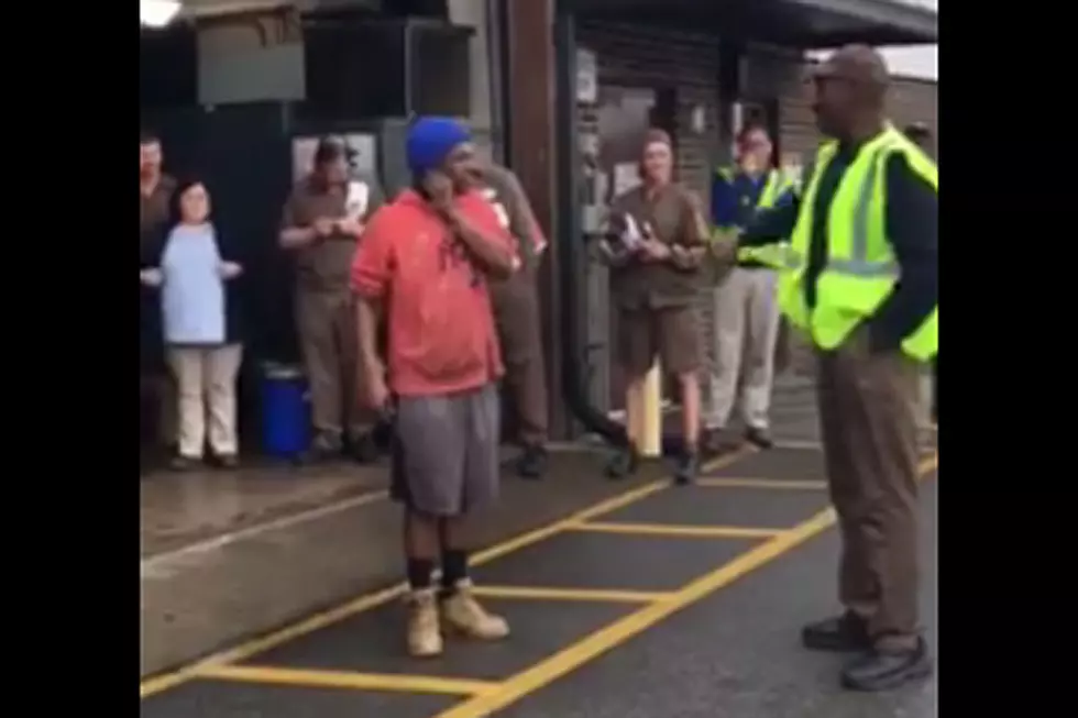 Teen Who Walks to Work Surprised With Car From Co-Workers