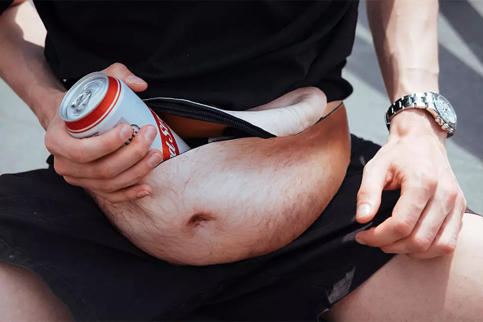 Dad Bag Fanny Pack Can Make Any Guy Look Like a Chubby Papa