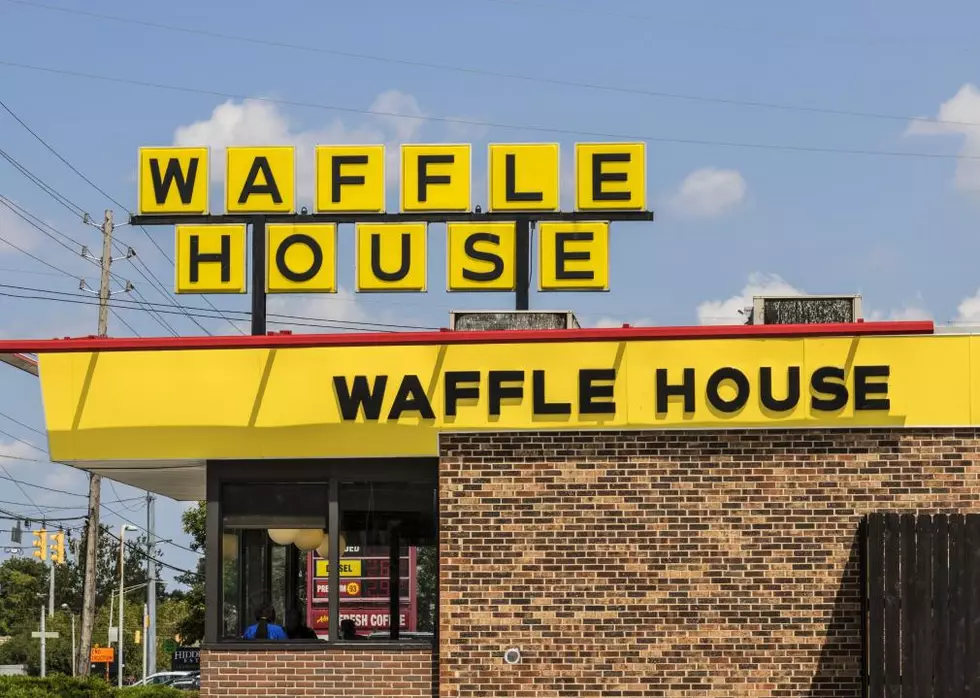 Louisiana Waffle House Accused of Blocking Inside Dining 