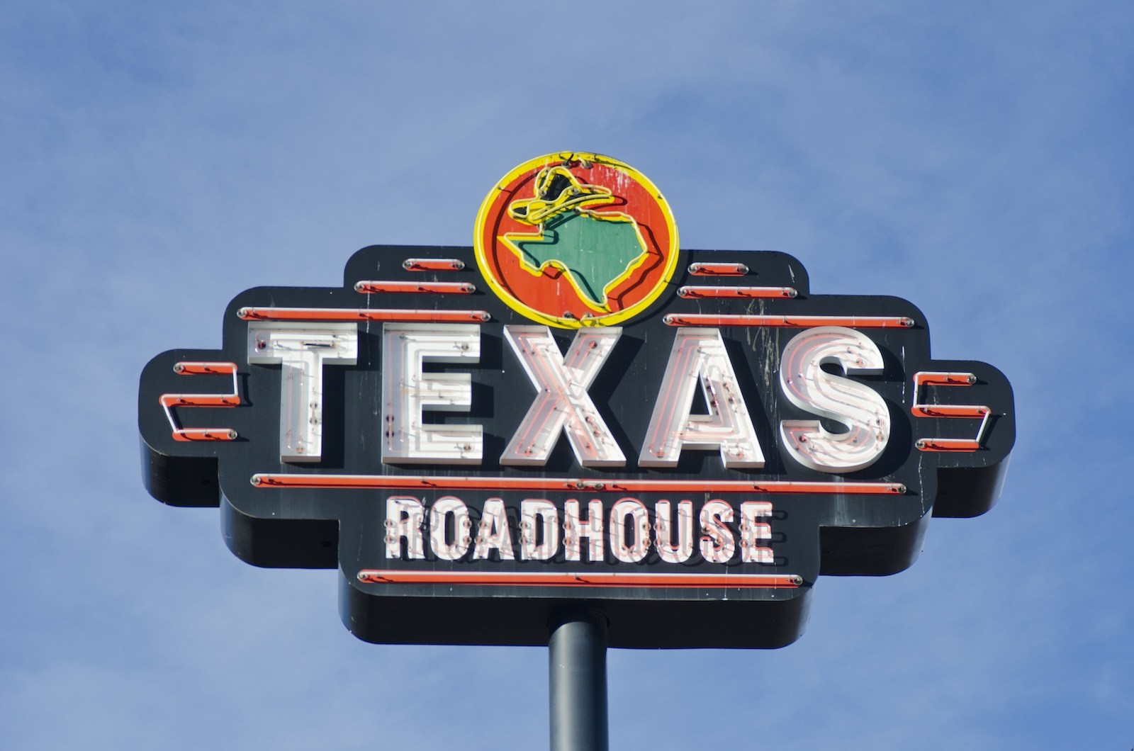 11 Texas Roadhouse Facts Only True Fans Know About the Chain