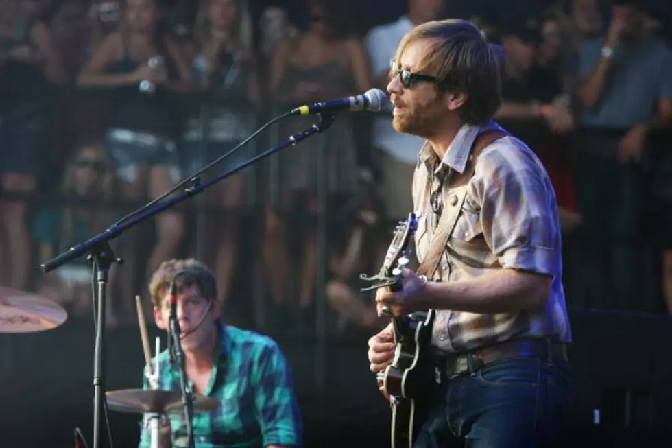 The Black Keys “Howlin’ For You” Video