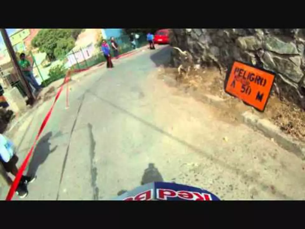 Extreme Downhill Bike Race [Video]