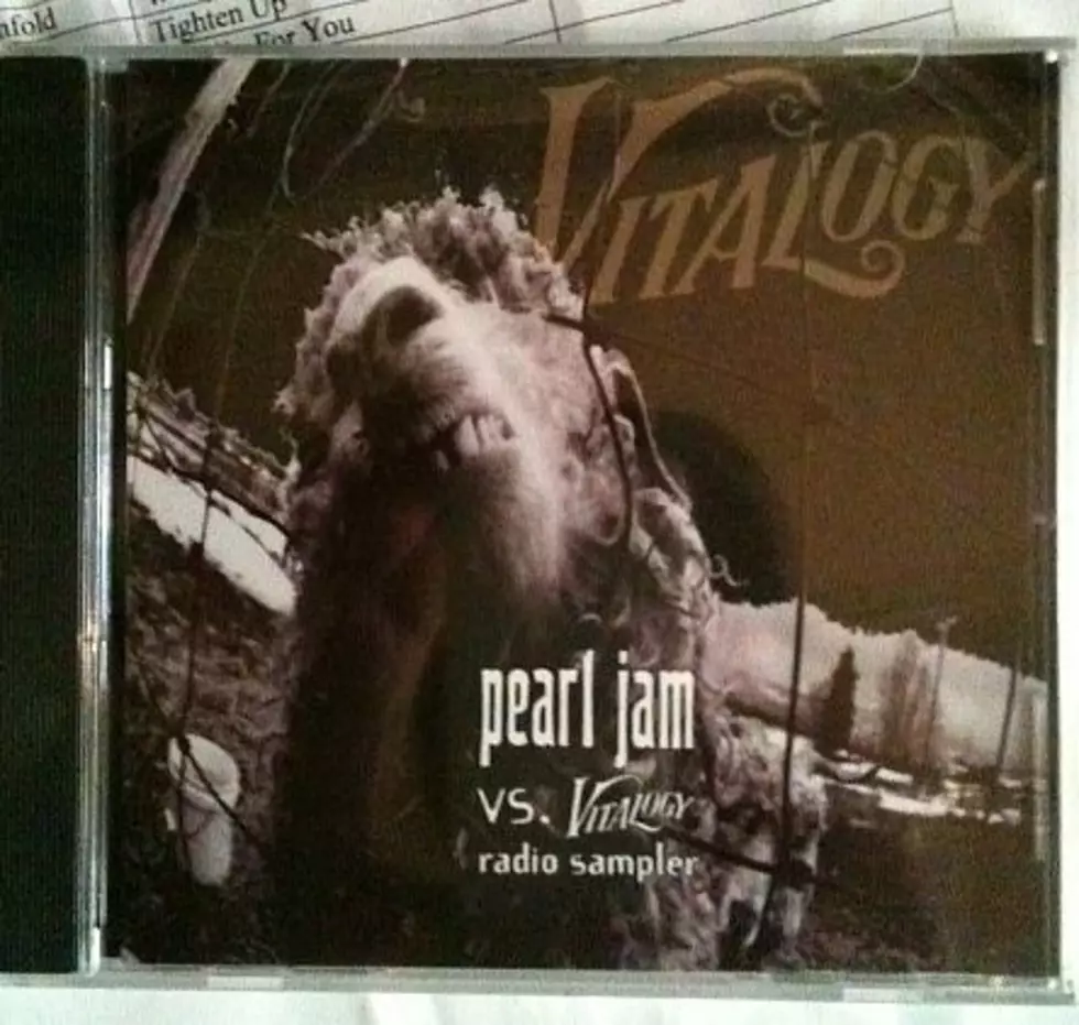 Pearl Jam Vs/Vitalogy Sampler! Comment To Win One!