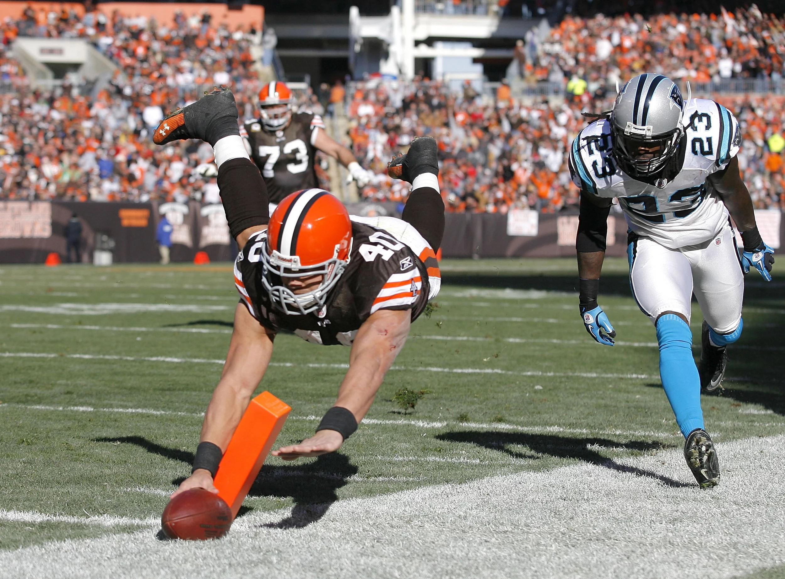 Cleveland Browns RB Peyton Hillis named Madden '12 cover athlete