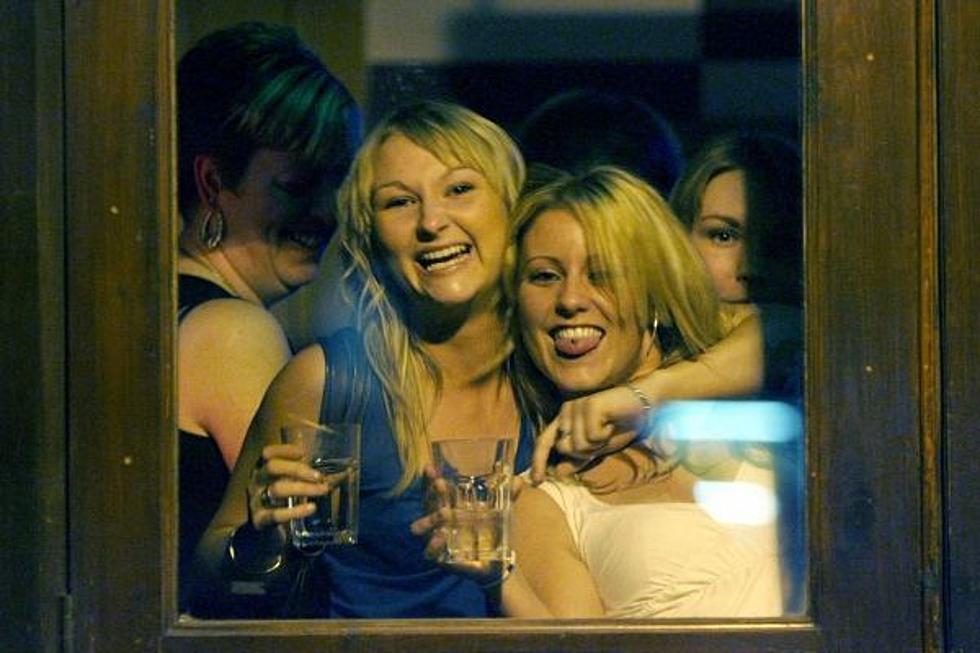 Want To Get Lucky At A Bar? Study Says Go Out On Wednesday