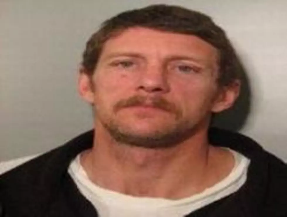 Manhunt Underway For Escapee Who Robbed Bank