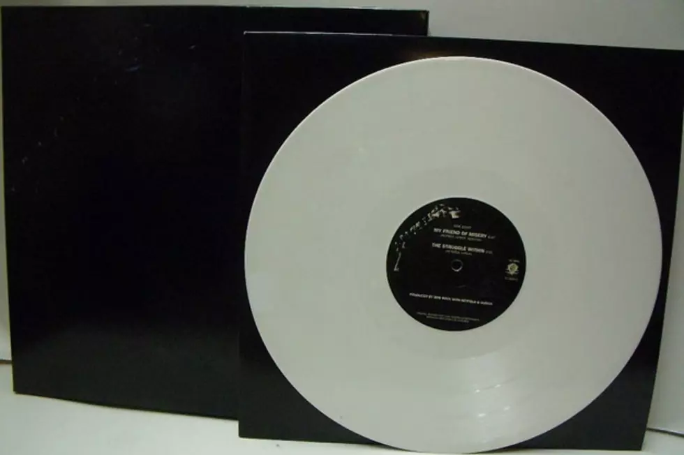 Man Pays $1,145.00 For White Vinyl Pressing Of Metallica’s ‘Black Album’