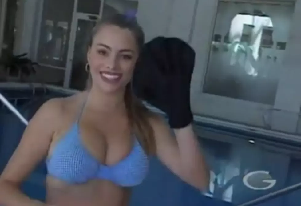 Young Sofia Vergara Working Out In A Pool [Video]