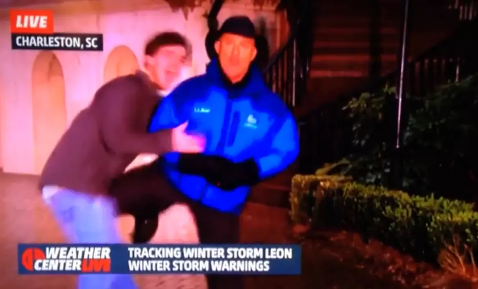 The Weather Channel’s Jim Cantore Knees College Student In The Groin During Broadcast [Video]