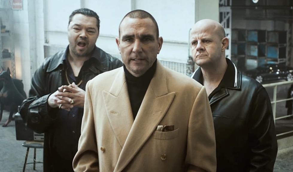 Learn Fast Hands-Only CPR From British Tough-Guy Vinnie Jones [Video]