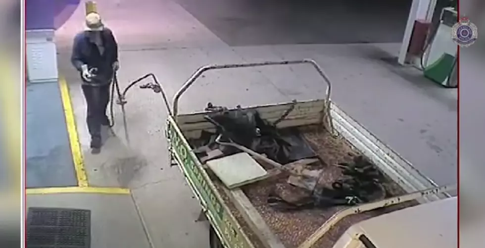 Attempted ATM Thief Botches Own Heist [Video]