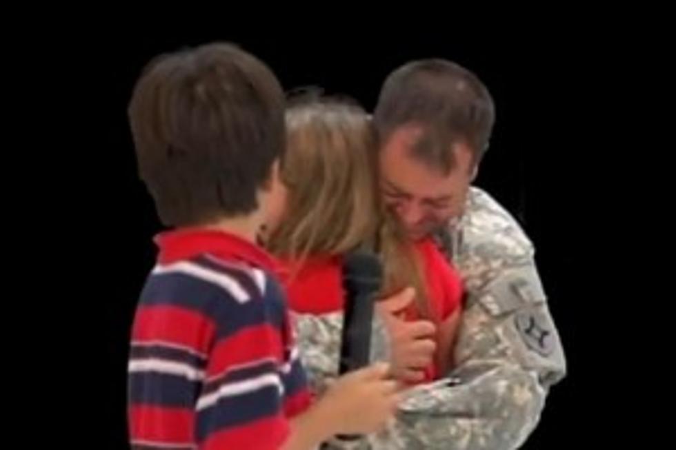 Military Dad Surprises Daughter At Spelling Bee [Video]