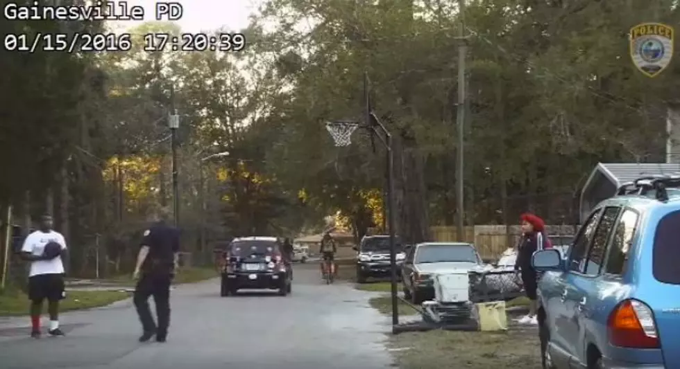 911 Was Called Over Kids Playing Basketball In The Street – Officer Responds Appropriately [Watch]