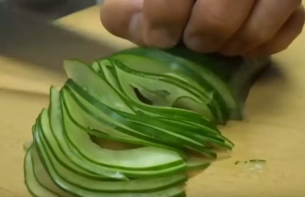 Compilation Of Incredible Knife Skills [Watch]