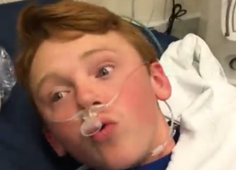 Kid Loses His Mind After Waking Up From Wisdom Tooth Surgery [Video]