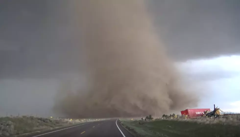 Insane Close-Up View Of A Tornado In Colorado [Video]