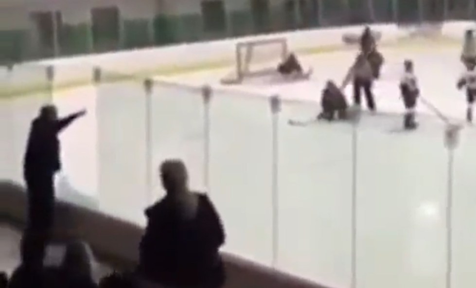 Hockey Dad Smashes Plexiglass During His Son’s Hockey Game [VIDEO]