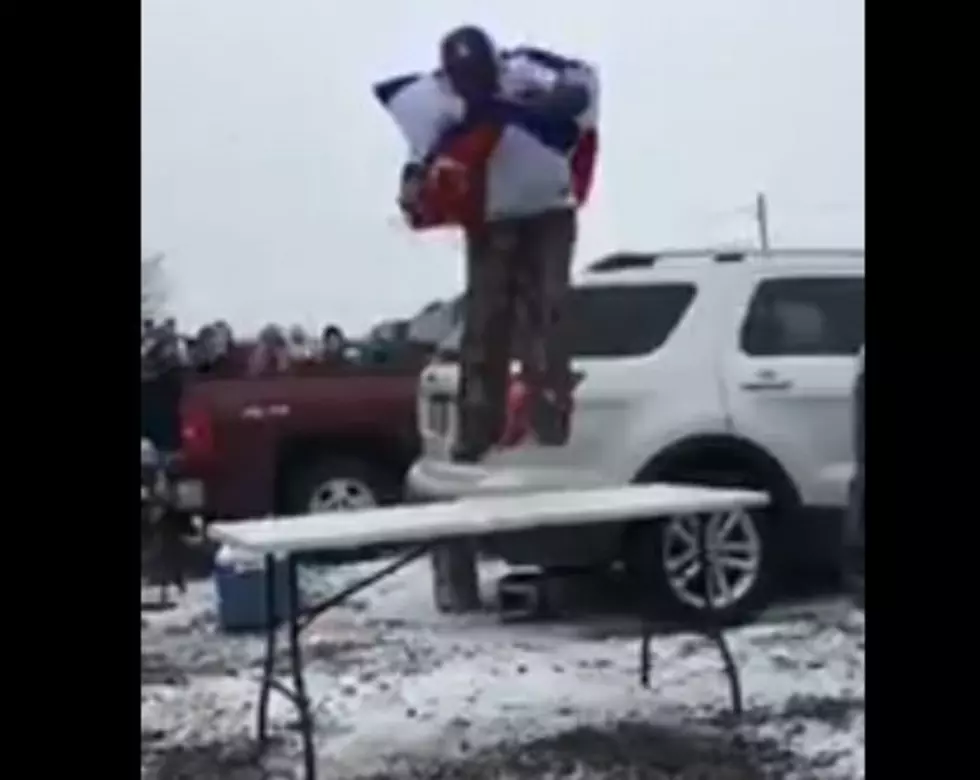Bills Fan Gruesomely Breaks His Leg While Tailgaiting [Video]