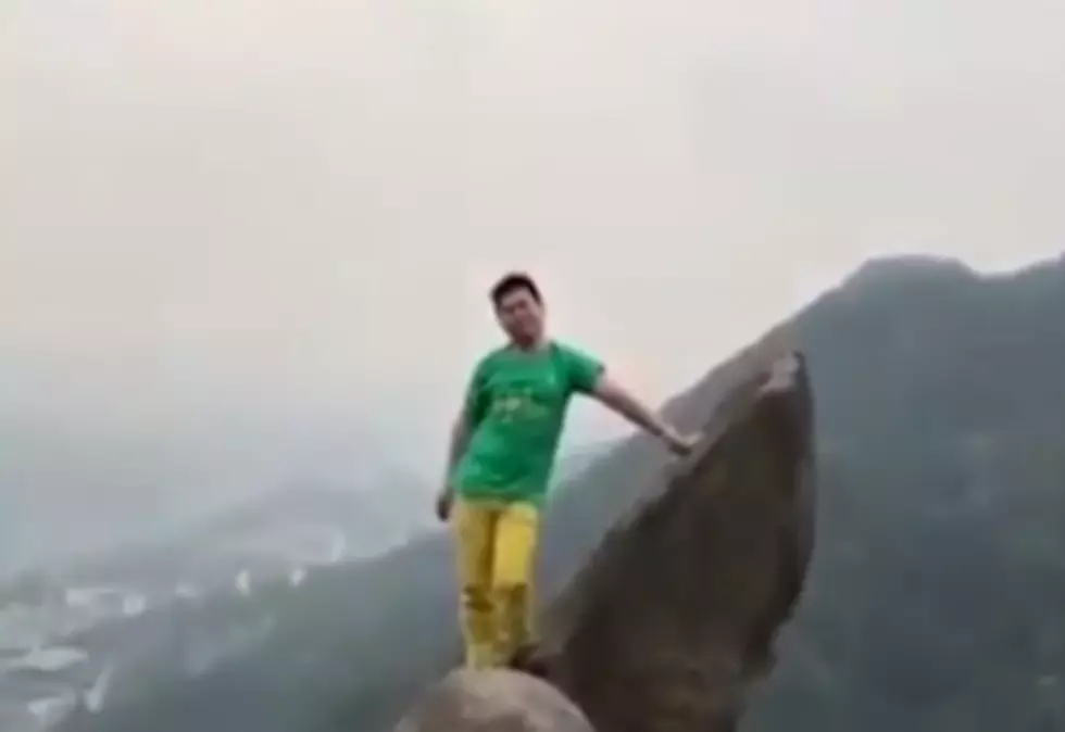 Professional Free Climber Falls Off Cliff While Posing For Photos [Video]