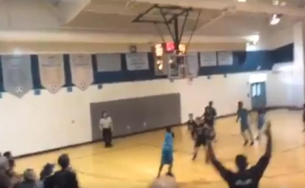 Kid With No Arms Sinks A Buzzer-Beating, Game Winning 3-Pointer [Video]