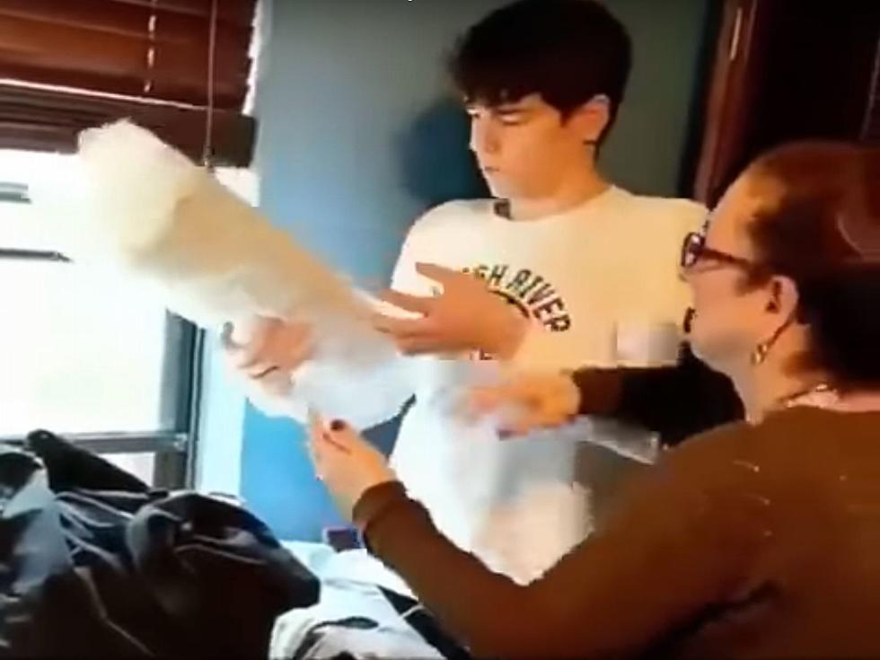 Teen Orders Bong, Mom Insists On Him Opening It In Front Of Her [Video]