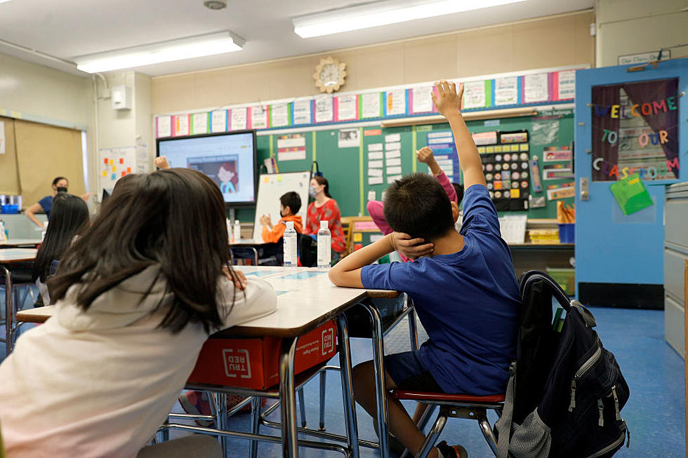 Mom Shares Easy Hack to Help Teach Kids Two Languages at Once