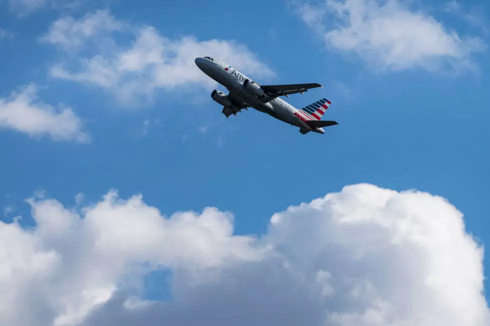 8 People Hospitalized After Turbulence on American Airlines Flight