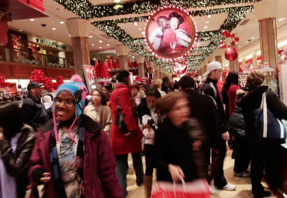 Retailers Staying Open For Late Shoppers