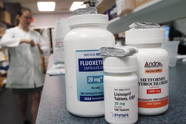 US To Set Up Plan Allowing Prescription Meds From Canada