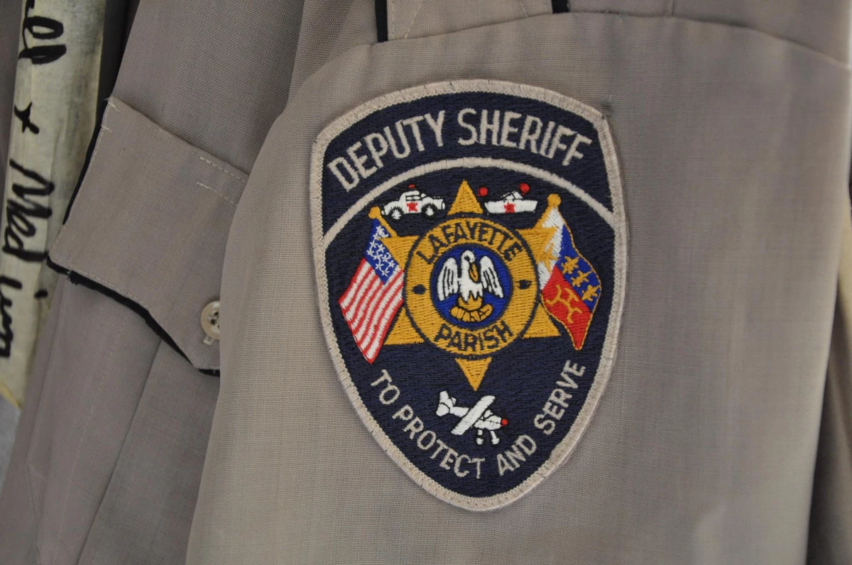 Lafayette Sheriff's Deputies Capture Robbery Suspect