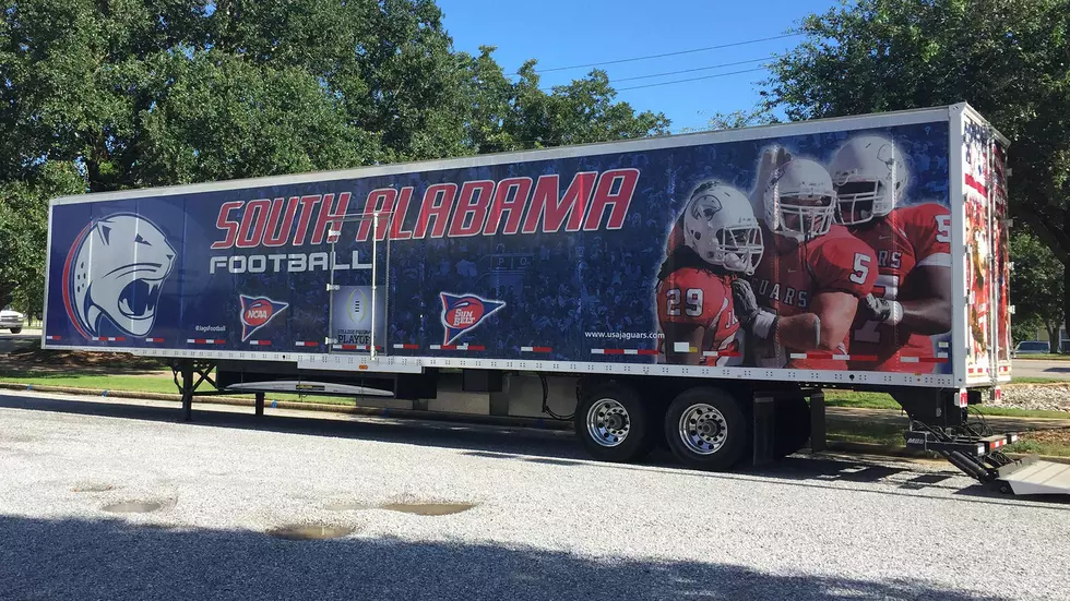 UL Lafayette Sun Belt Rival Reaches Out To Flood Victims