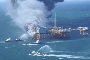 Feds: Fund Execs Lied After Oil Rig Blast Hurt Investments