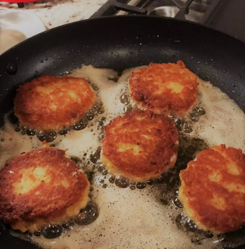 New Year, New #DadLife Recipe: Maryland Crab Cakes