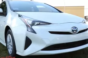 Virtual Test Drive – 2017 Toyota Prius (SPONSORED)
