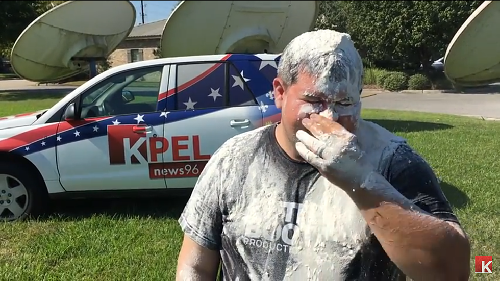 Rob Does The “Flour Challenge” For Lane Begnaud