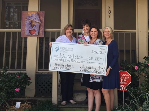 Healing House Accepts $25,000 Donation From Lafayette Family