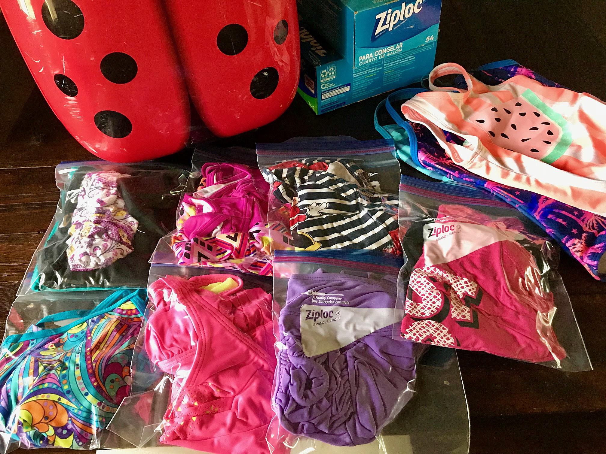TRAVEL HACK: Packing For Kids? Grab The Ziploc Bags [VIDEO]