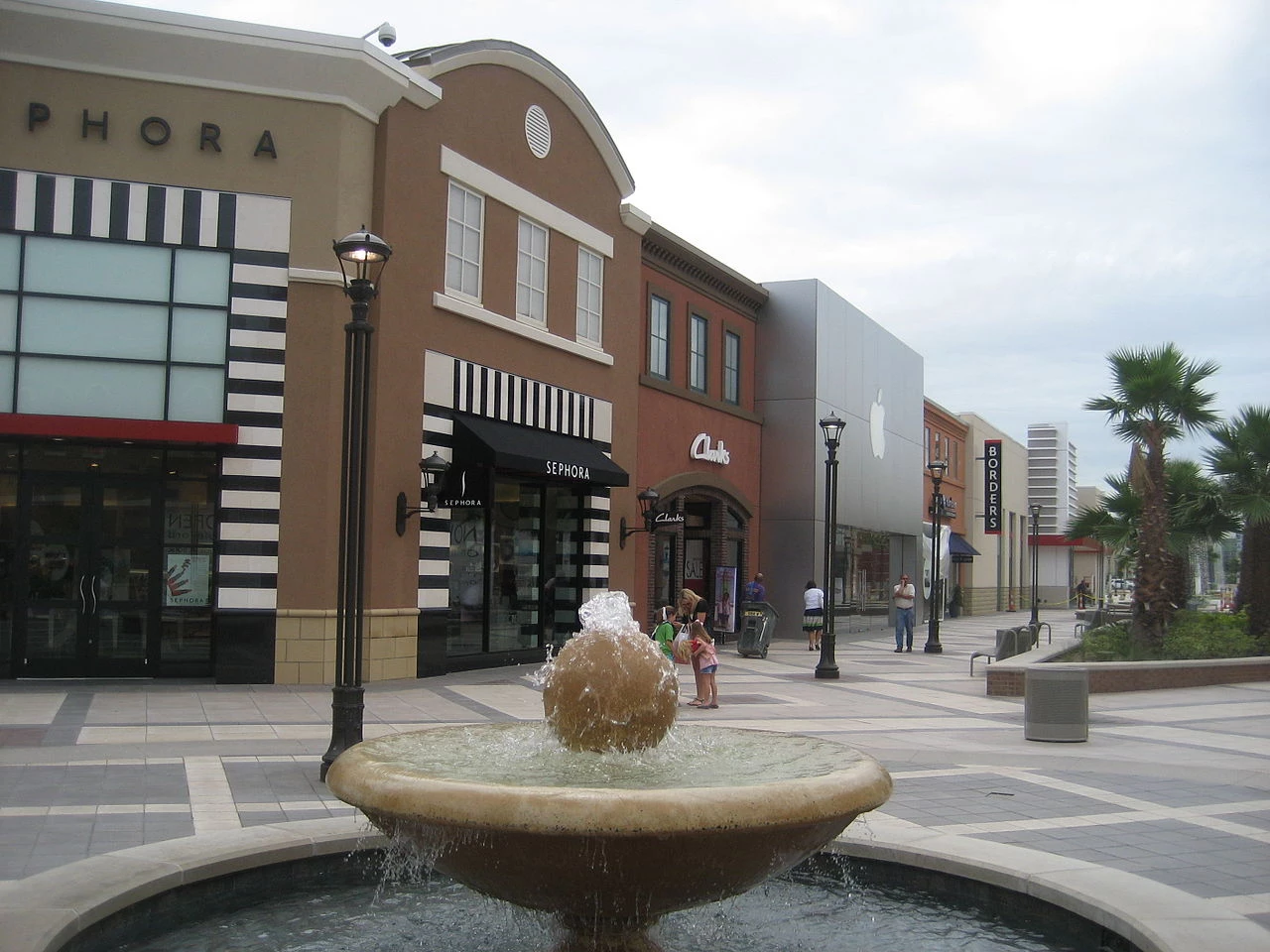 Drive-By Shooting at Mall of Louisiana in Baton Rouge - Two Dead