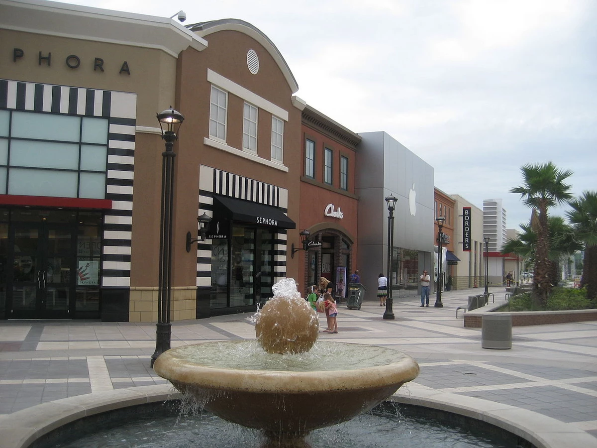 Mall Of Louisiana Storefronts Wikipecdia ?w=1200&h=0&zc=1&s=0&a=t&q=89